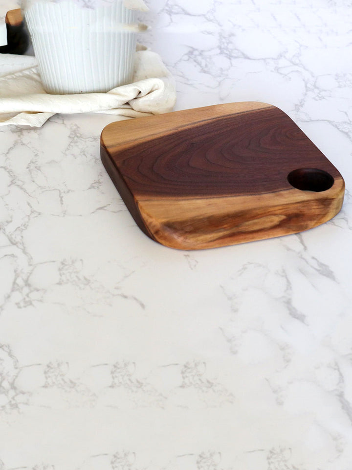 Earthly Comfort Small Walnut Live Edge Cutting Board Earthly Comfort Cutting Board 1805-2