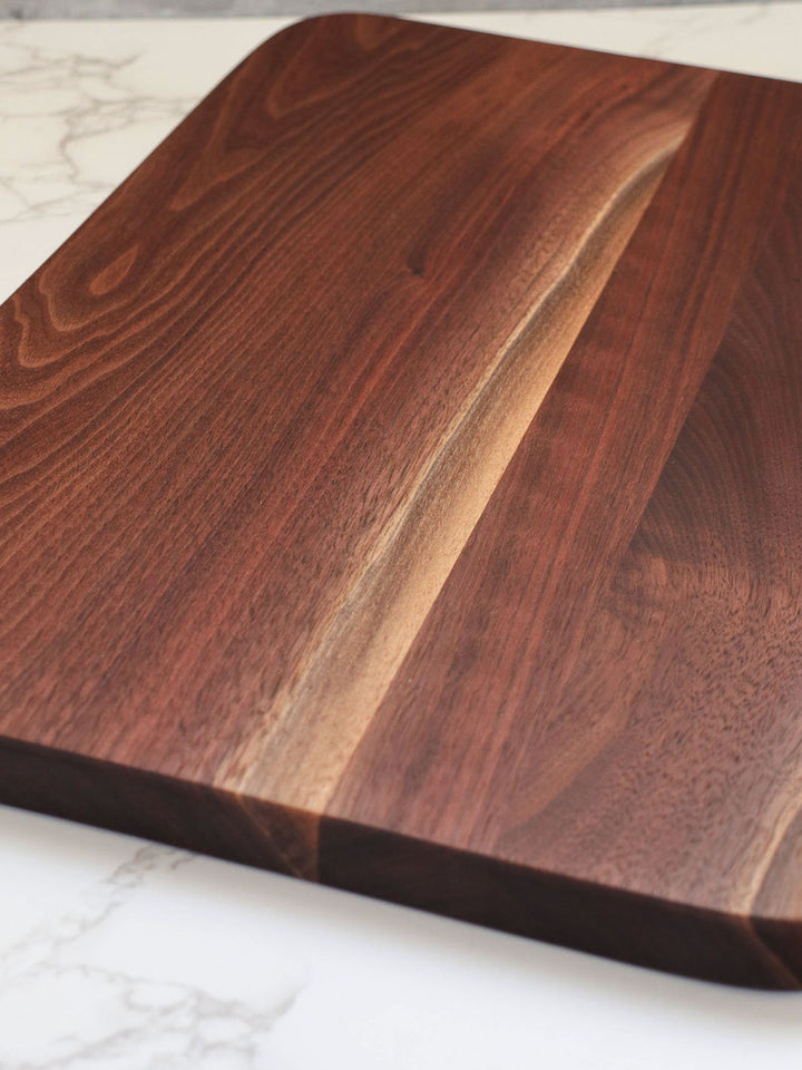 Earthly Comfort Large Walnut Live Edge Cutting Board Earthly Comfort Cutting Board 1968-2