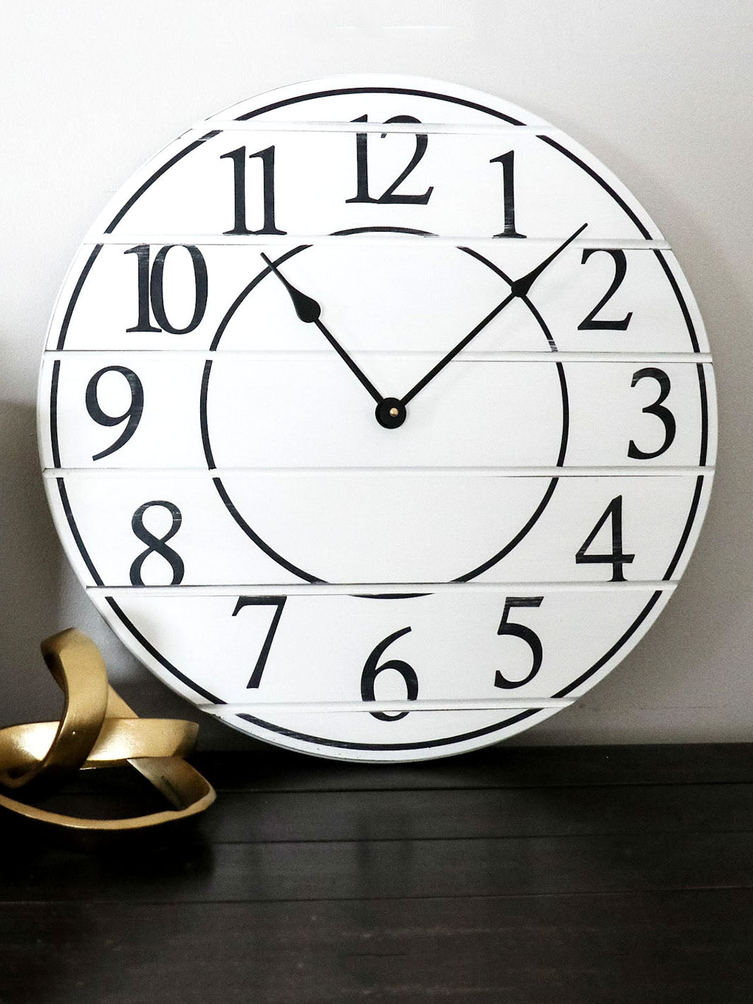 White Lightly Distressed Wooden Farmhouse Wall Clock Earthly Comfort Clocks ECH2112-4