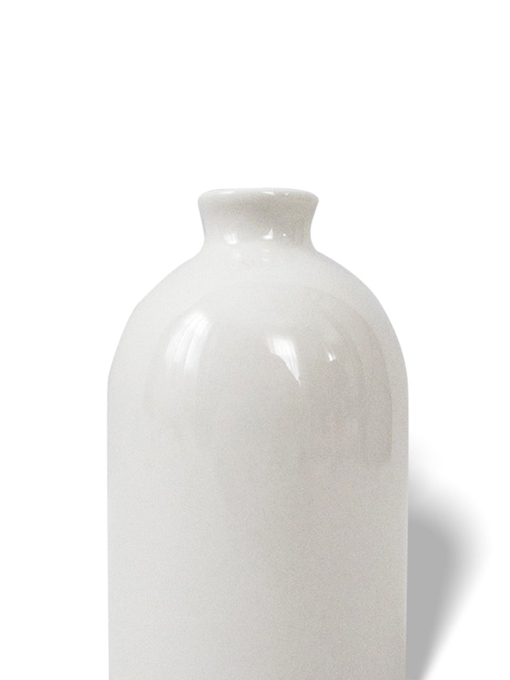 White Porcelain Bud Vase Earthly Comfort Home Decor ECH752-1