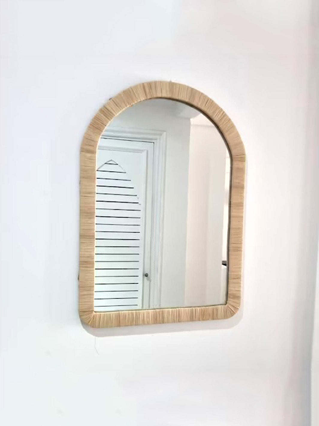 Handcrafted Raffia Wicker Wood Wall Mirror