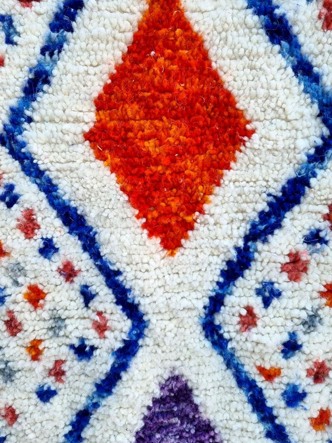 Handcrafted Berber Azilal Carpet Rug | 1.46x2.56m / 4.7x8.3ft Libitii wool LIB1004-1