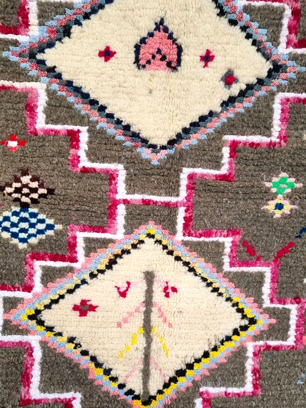 Handcrafted Berber Azilal Carpet Rug | 1.43x2.42m / 4.6x7.9ft Libitii wool LIB1005-1