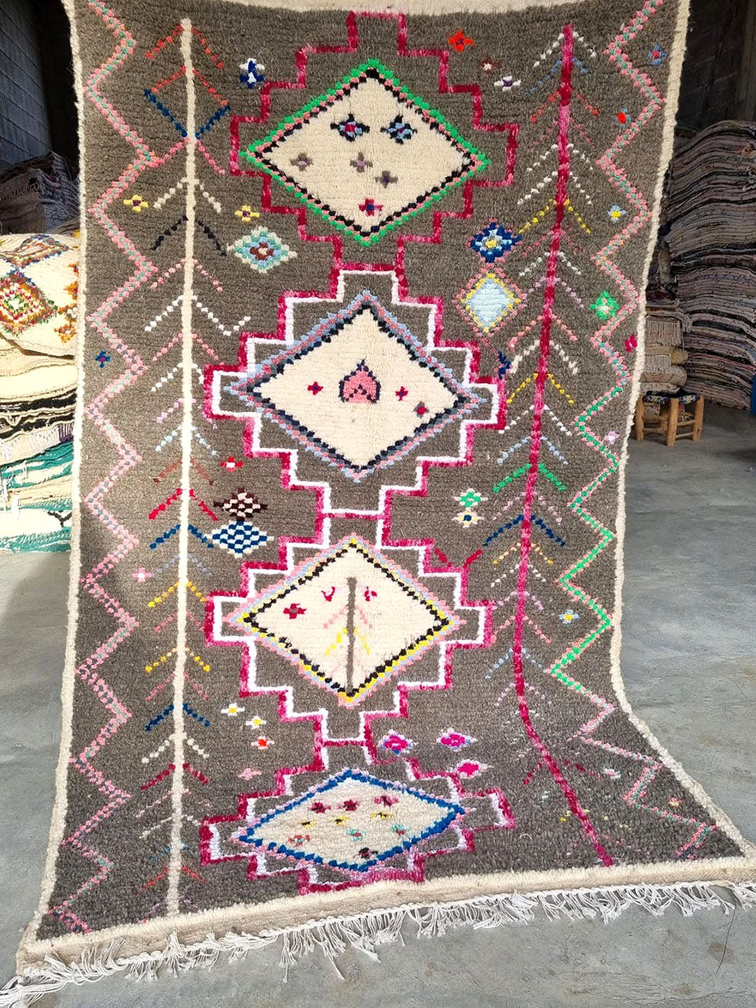 Handcrafted Berber Azilal Carpet Rug | 1.43x2.42m / 4.6x7.9ft Libitii wool LIB1005-4